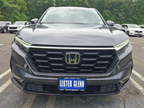 Used 2024 Honda CR-V LX image 2