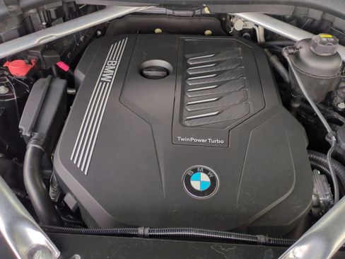 Used 2019 BMW X5 xDrive40i w/ M Sport Package image 33