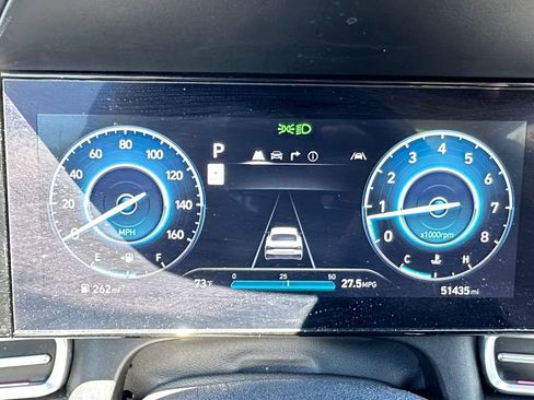 Used 2024 Hyundai Elantra Limited FWD image 19