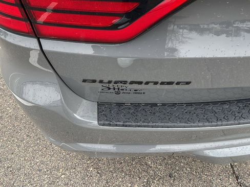 Used 2021 Dodge Durango GT image 11