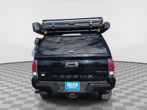 Used 2019 Toyota Tacoma TRD Pro AWD/4WD image 5