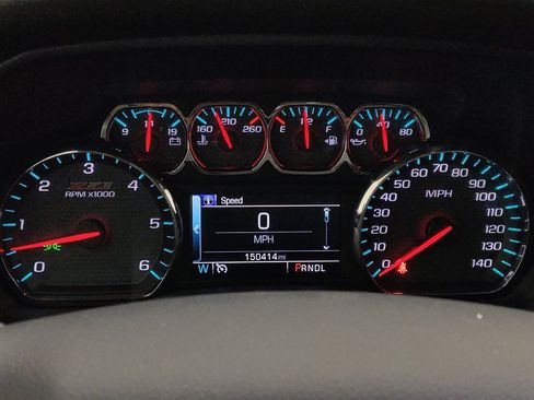 Used 2018 Chevrolet Silverado 1500 LT w/ Texas Edition AWD/4WD image 23