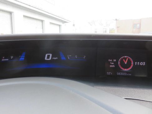 Used 2012 Honda Civic EX-L image 17