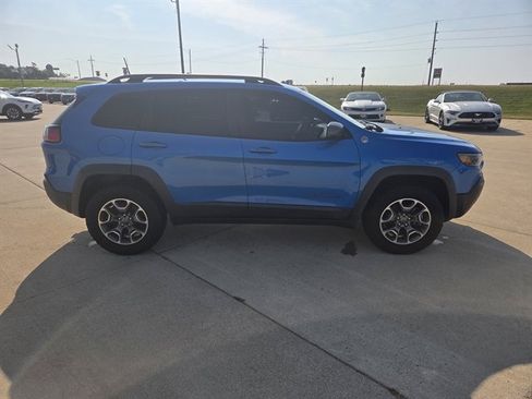 Used 2020 Jeep Cherokee Trailhawk w/ Cold Weather Group image 2