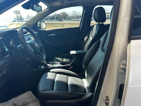 Used 2023 Buick Encore GX Essence w/ Experience Buick Package image 10