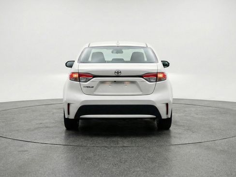 Used 2025 Toyota Corolla LE FWD image 7