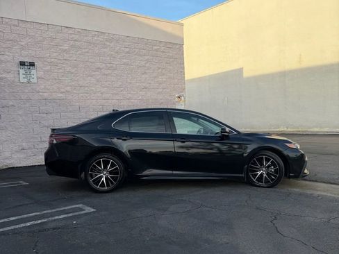 Used 2023 Toyota Camry SE w/ Protection Package (Q2) (TMS) image 9