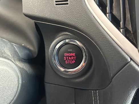 Used 2020 Subaru Forester Touring AWD/4WD image 26