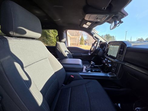 Used 2023 Ford F150 XLT w/ Equipment Group 302A High image 20