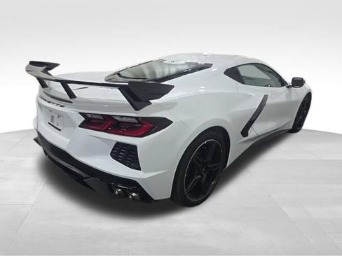 Used 2024 Chevrolet Corvette Stingray Preferred Cpe w/ Z51 Performance Package RWD image 5