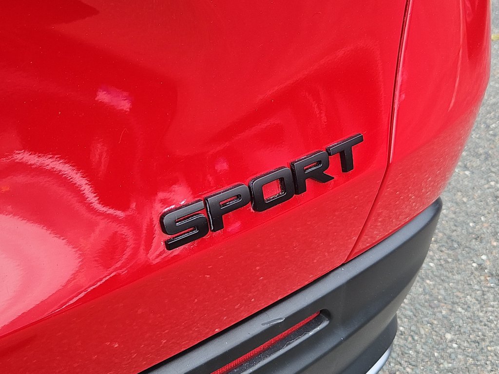 Certified 2025 Honda HR-V Sport image 12