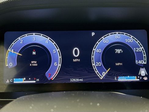 Used 2024 Jeep Grand Cherokee Limited image 14