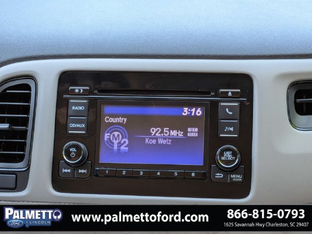 Used 2016 Honda HR-V LX image 17