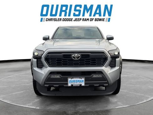 Used 2025 Toyota Tacoma TRD Off-Road image 8