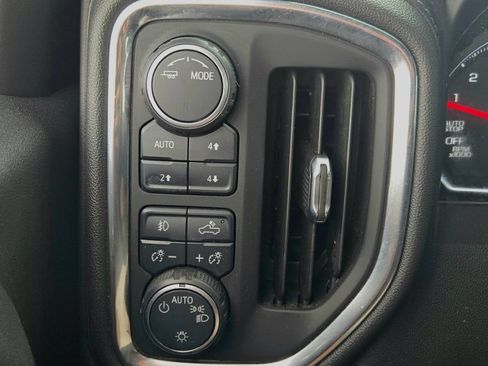 Used 2021 Chevrolet Silverado 1500 LT Trail Boss w/ Convenience Package II AWD/4WD image 31