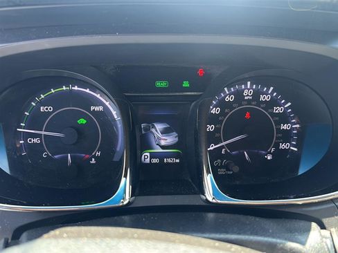 Used 2013 Toyota Avalon Limited w/ Technology Pkg FWD image 7