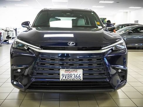 Certified 2025 Lexus TX 350 FWD w/ Technology Package image 4