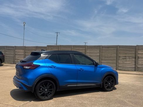 Used 2021 Nissan Kicks SR FWD image 21