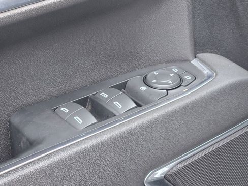 Used 2023 Chevrolet Silverado 1500 LT image 19