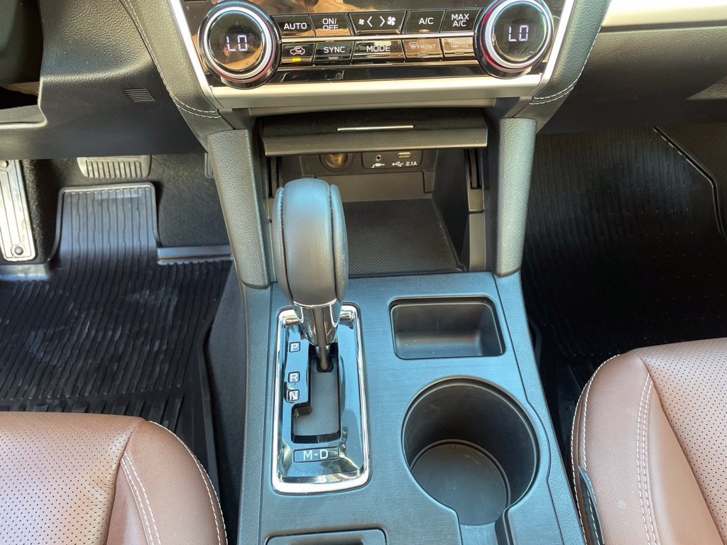 Used 2019 Subaru Outback 3.6R Touring w/ Popular Package #3A AWD/4WD image 13