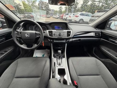 Used 2016 Honda Accord LX image 12