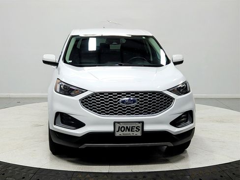 Used 2024 Ford Edge SEL image 2