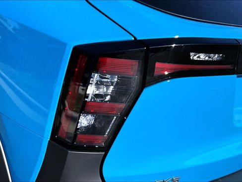 New 2026 Nissan Kicks SR w/ SR Premium Package FWD image 14