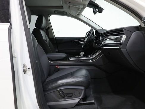 Used 2024 Audi Q7 3.0T Premium Plus AWD/4WD image 35