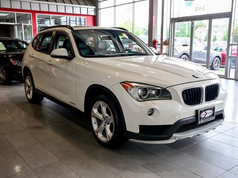 Used 2015 BMW X1 xDrive35i AWD/4WD image 3