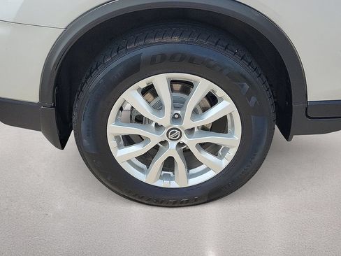 Used 2020 Nissan Rogue S w/ Special Edition Package AWD/4WD image 7