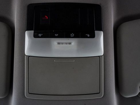 Used 2021 Nissan Rogue SV image 27