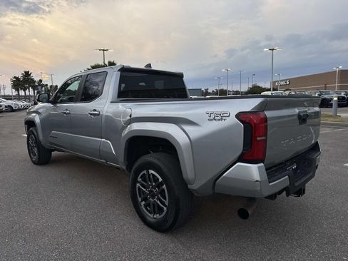Used 2024 Toyota Tacoma image 7