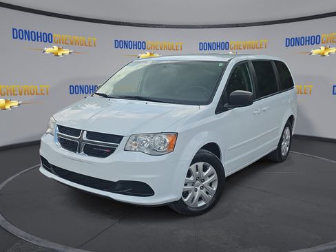 Used 2014 Dodge Grand Caravan SE w/ Quick Order Package 29E SE FWD image 4