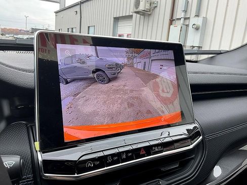 New 2026 Jeep Compass Limited image 19