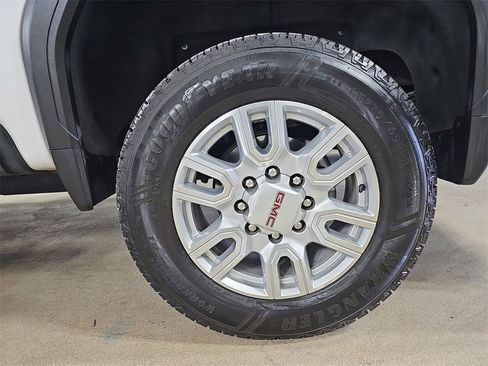 Certified 2021 GMC Sierra 2500 SLT w/ X31 Off-Road Package image 38