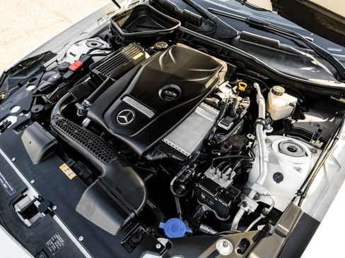 Used 2017 Mercedes-Benz SLC 300 image 42