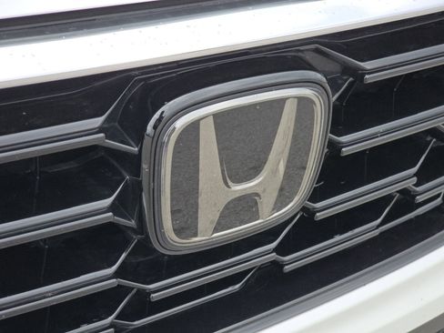 Used 2024 Honda CR-V EX-L image 9