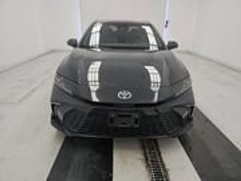 Certified 2025 Toyota Camry SE image 2