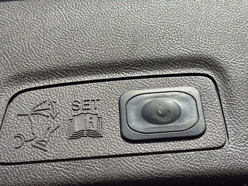 Used 2015 Lincoln MKC AWD w/ Equipment Group 102A Reserve image 9