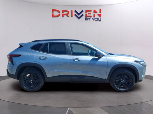 New 2026 Chevrolet Trax ACTIV w/ Driver Confidence Package FWD image 6