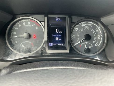 Used 2020 Toyota Tacoma TRD Off-Road AWD/4WD image 16