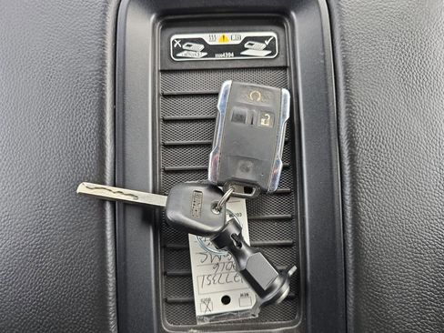 Used 2016 GMC Sierra 2500 Denali w/ Duramax Plus Package image 12