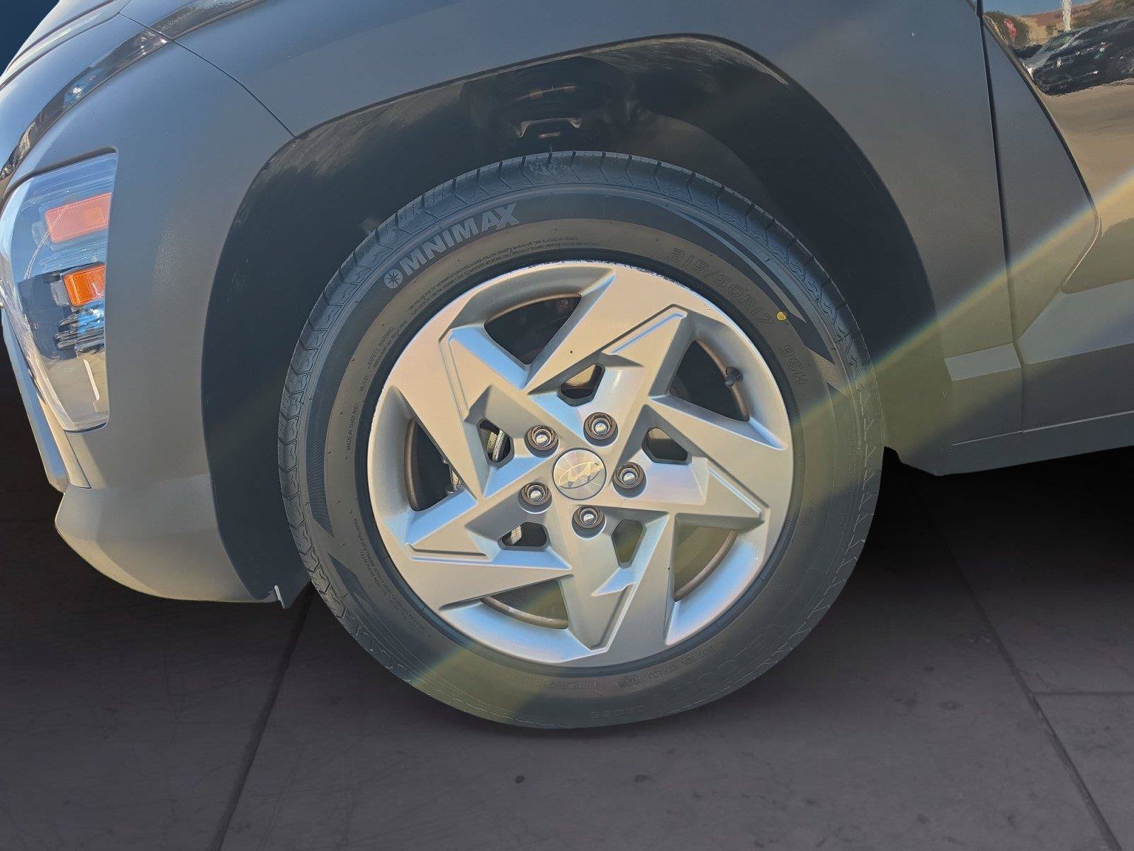 Used 2024 Hyundai Kona SE FWD image 14