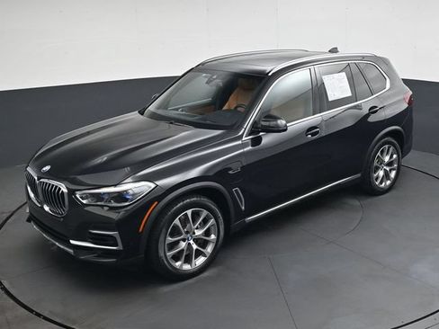 Used 2022 BMW X5 xDrive45e w/ Executive Package AWD/4WD image 35
