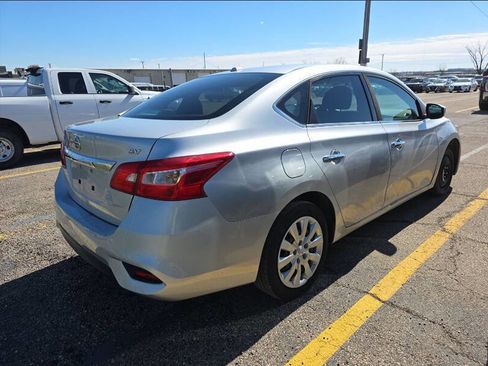 Used 2017 Nissan Sentra SV image 3