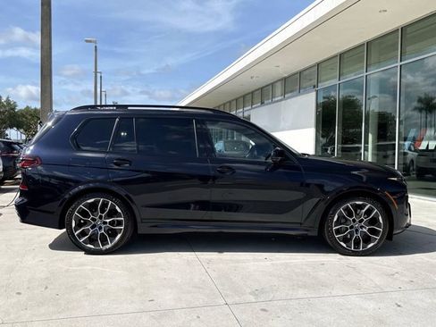 Used 2026 BMW X7 xDrive40i w/ Executive Package AWD/4WD image 2