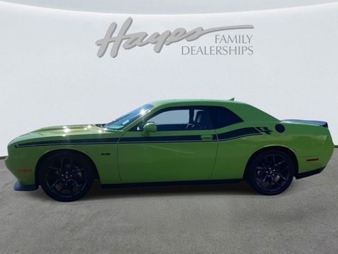 Certified 2023 Dodge Challenger R/T w/ Plus Package image 9