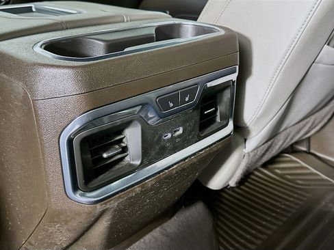 Used 2022 Chevrolet Silverado 1500 LTZ w/ LTZ Convenience Package II image 27