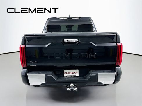 Used 2024 Toyota Tundra Limited w/ Power Package AWD/4WD image 8