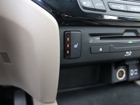 Used 2020 Honda Pilot Touring image 21